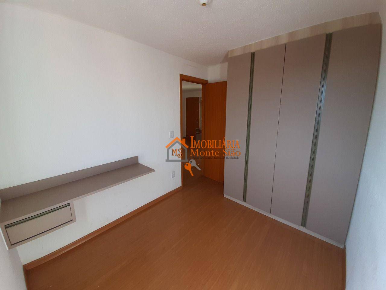 Apartamento para alugar com 2 quartos, 44m² - Foto 4