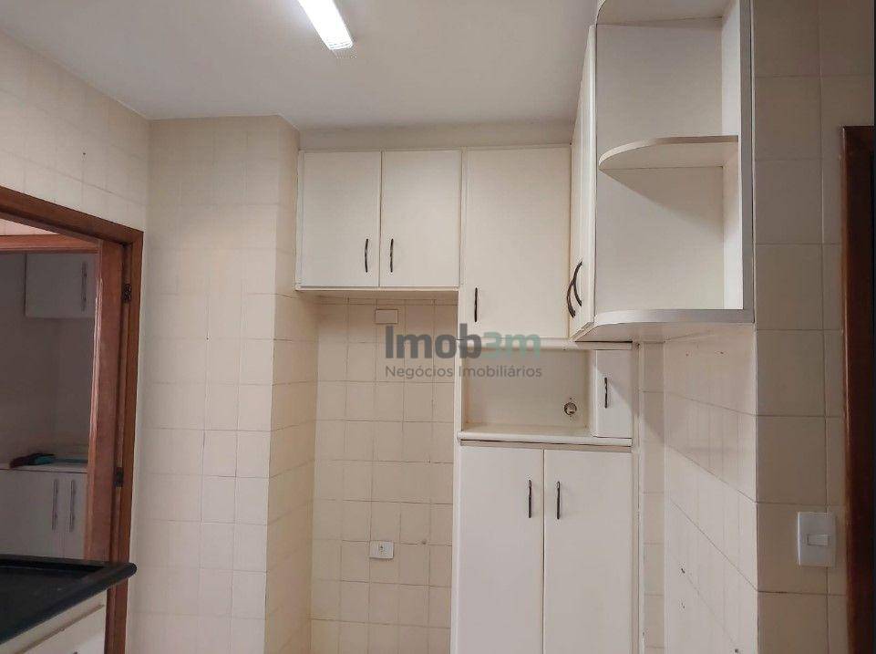 Apartamento à venda com 3 quartos, 110m² - Foto 16