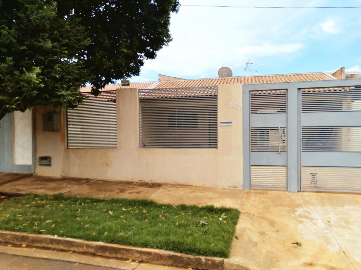 Casa à venda com 4 quartos, 250m² - Foto 2