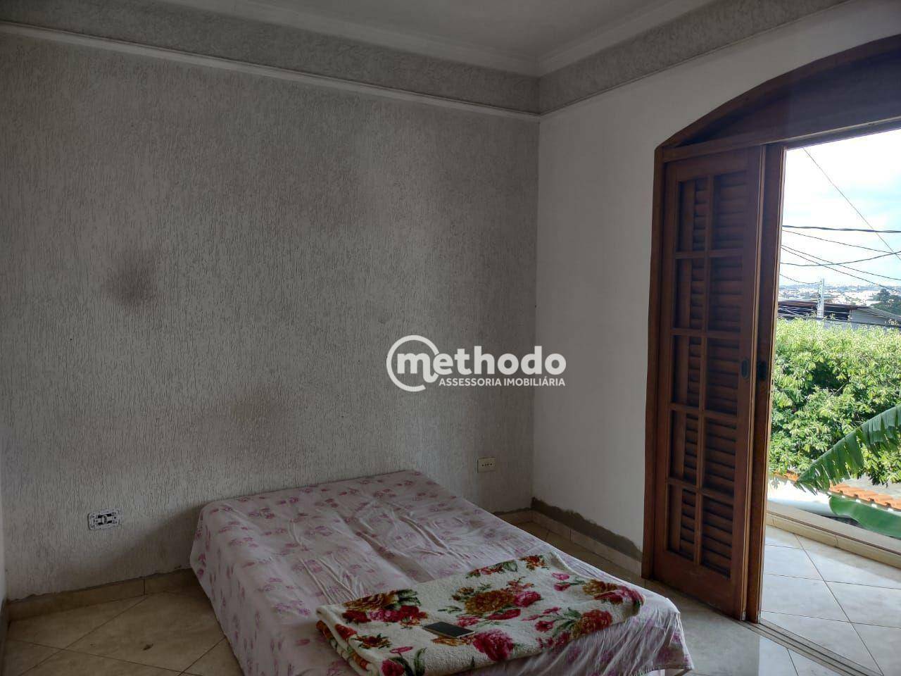 Casa à venda com 3 quartos, 194m² - Foto 14