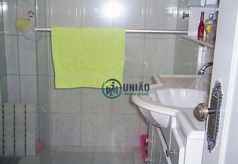 Apartamento à venda com 3 quartos, 90m² - Foto 4