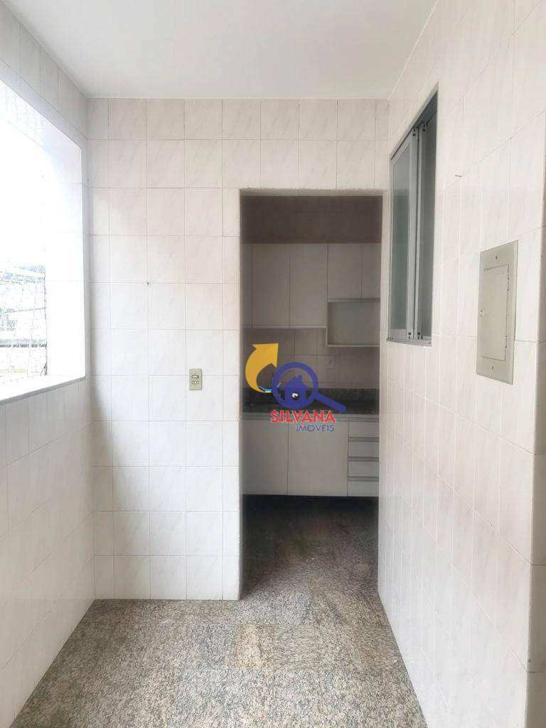 Apartamento para alugar com 3 quartos, 120m² - Foto 10