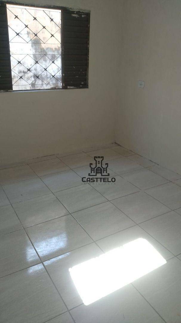 Casa à venda com 3 quartos, 100m² - Foto 6