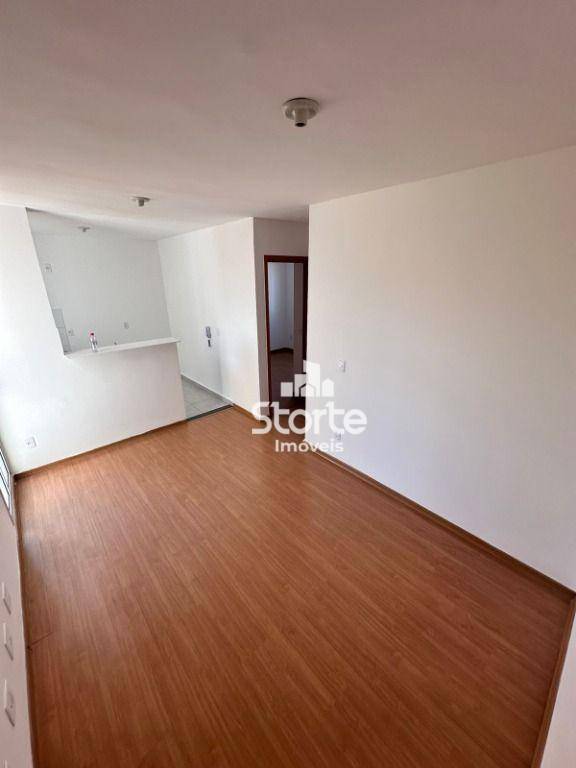 Apartamento à venda com 2 quartos, 41m² - Foto 4