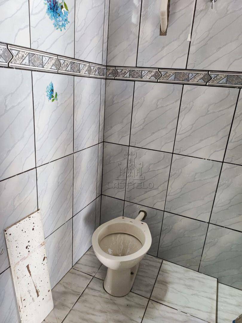 Casa para alugar com 2 quartos, 79m² - Foto 11