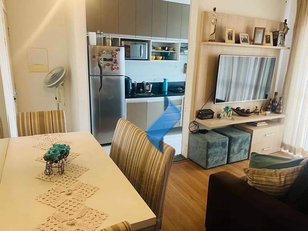 Apartamento à venda com 2 quartos, 63m² - Foto 1