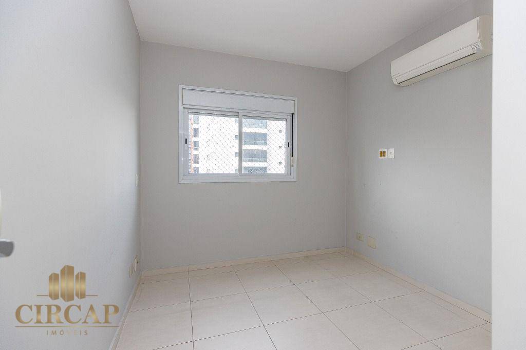 Apartamento à venda com 3 quartos, 155m² - Foto 19