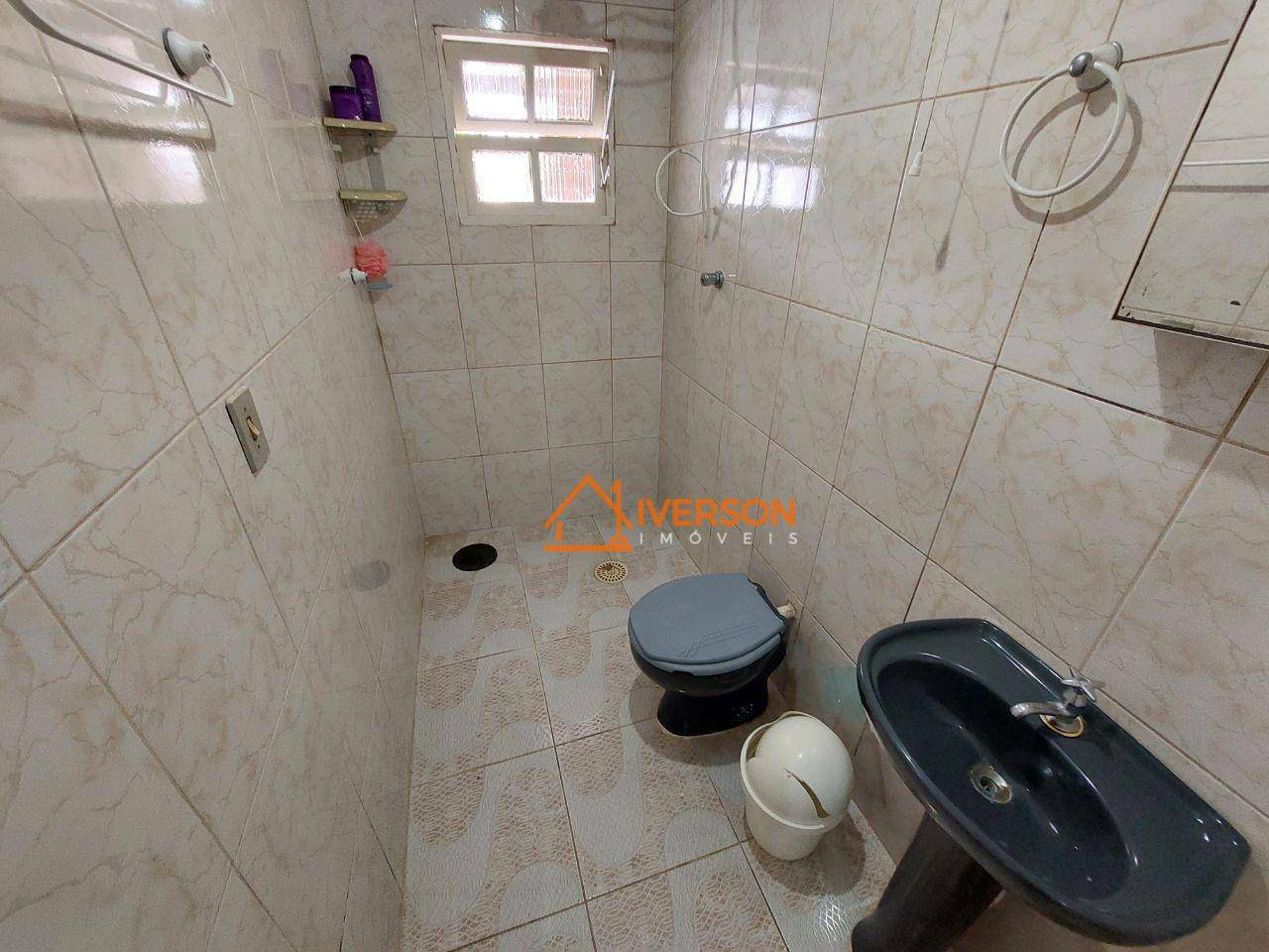 Casa à venda com 2 quartos, 54m² - Foto 11