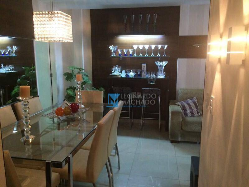 Apartamento à venda com 3 quartos, 83m² - Foto 2