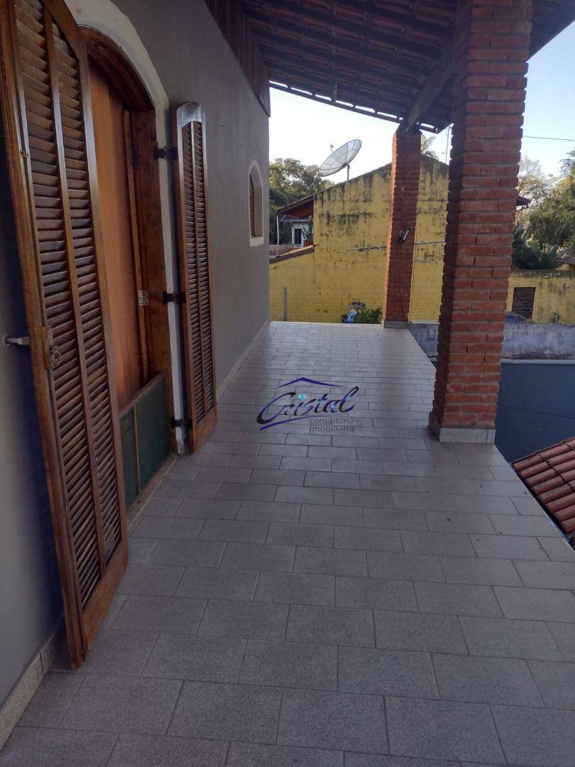 Casa, 3 quartos, 245 m² - Foto 2