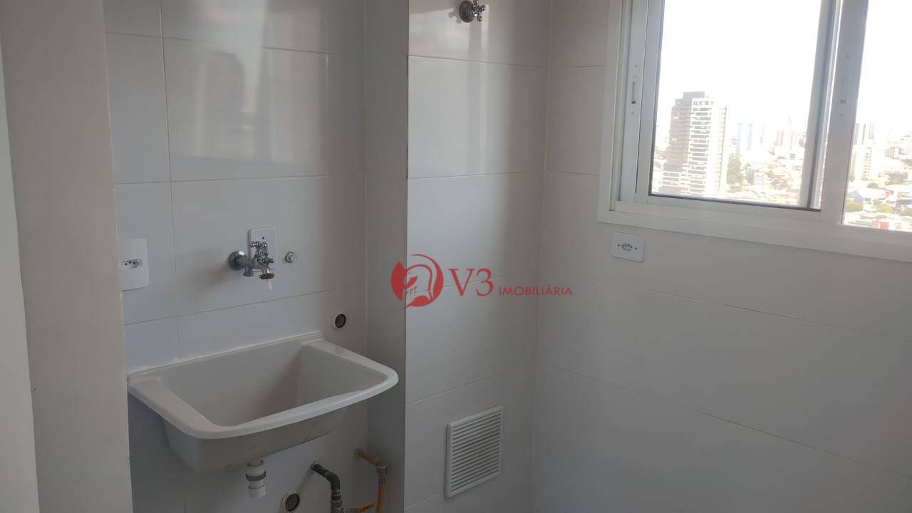 Apartamento à venda e aluguel com 2 quartos, 40m² - Foto 11