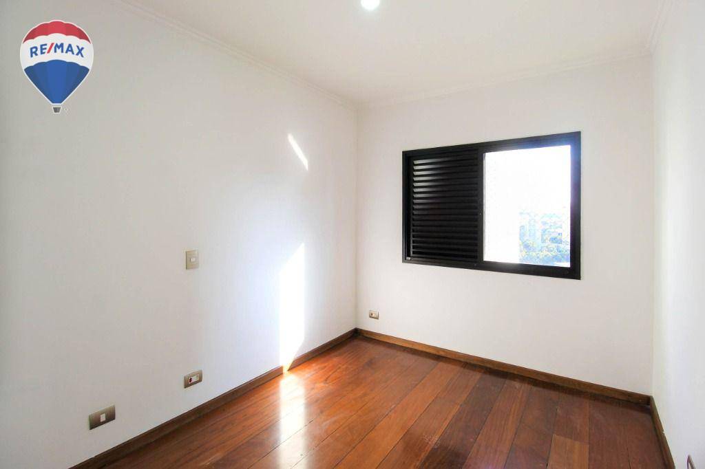 Apartamento à venda com 4 quartos, 160m² - Foto 13