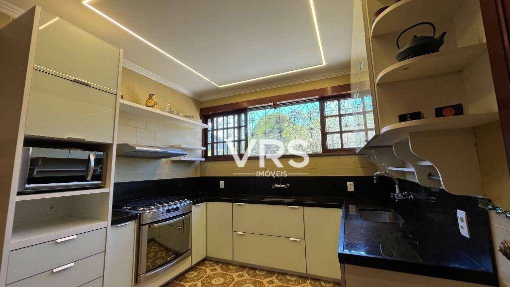 Casa à venda com 6 quartos, 503m² - Foto 144