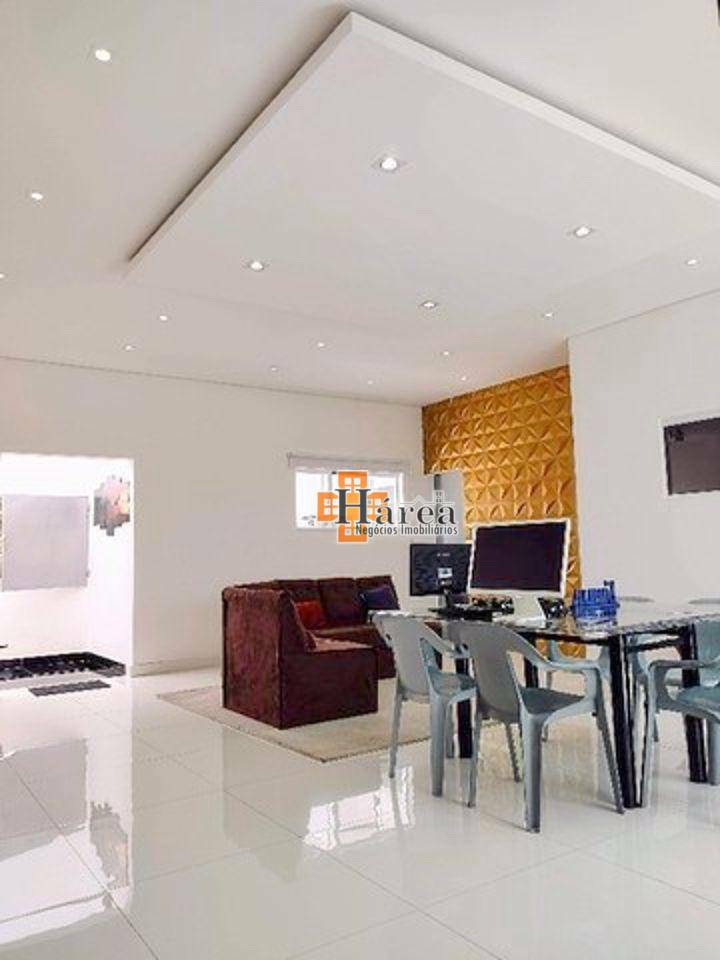Casa à venda com 2 quartos, 144m² - Foto 1
