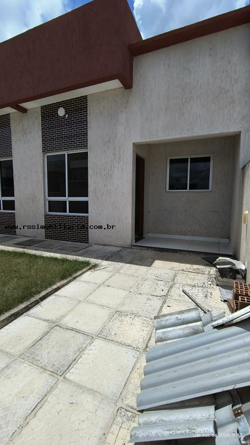 Casa à venda com 2 quartos, 56m² - Foto 23