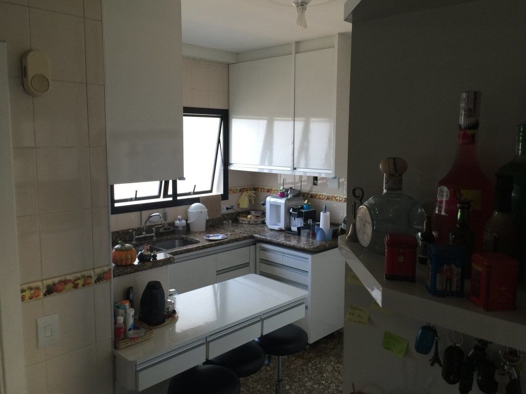 Apartamento à venda com 3 quartos, 145m² - Foto 13