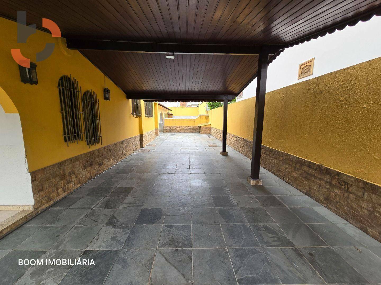 Casa à venda com 4 quartos, 450m² - Foto 42