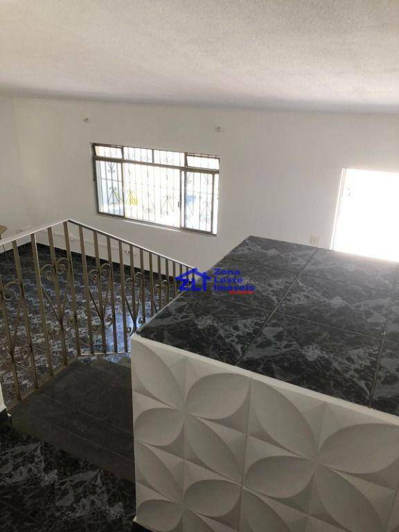 Sobrado à venda com 3 quartos, 900m² - Foto 40