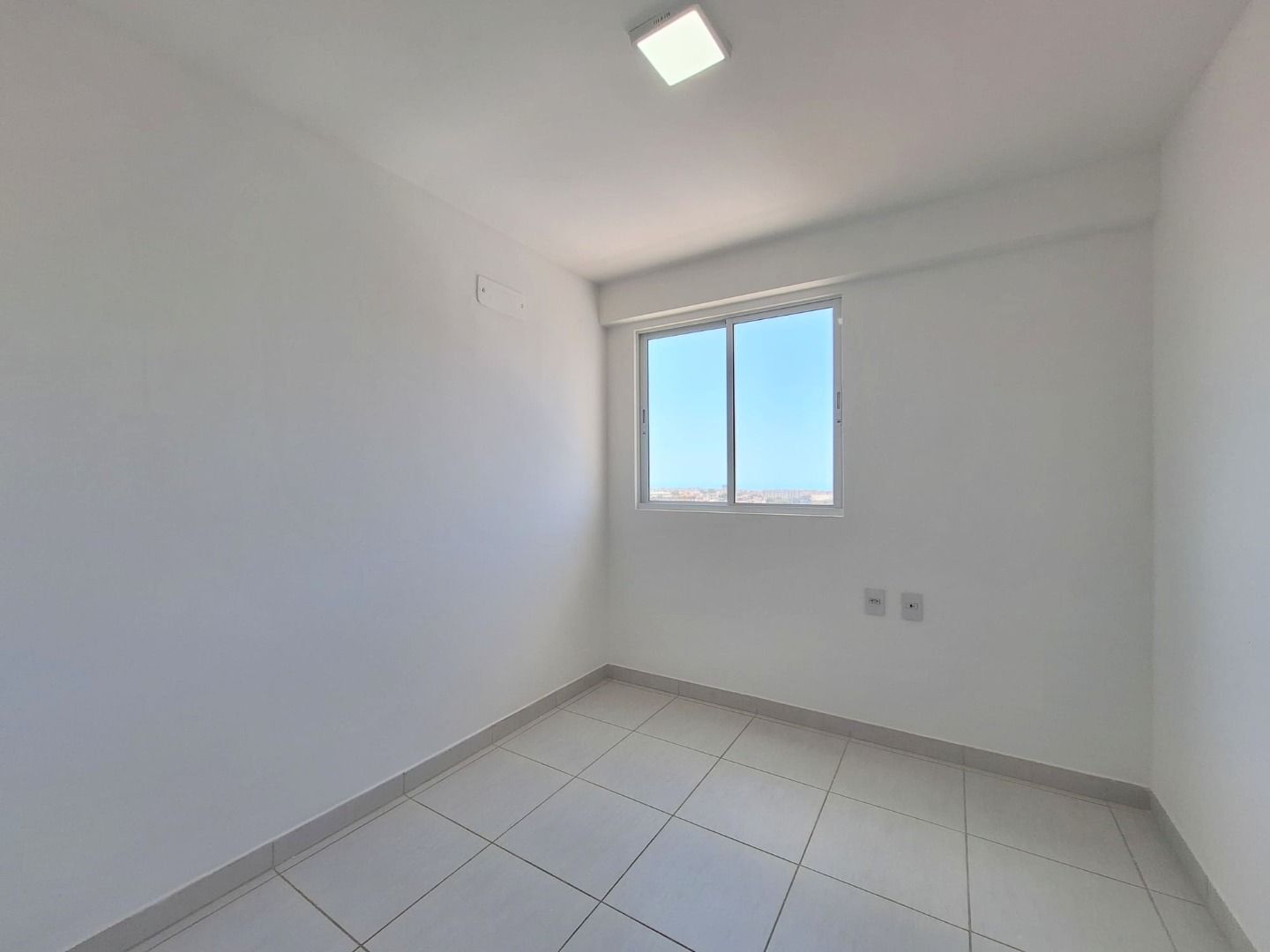 Apartamento para alugar com 2 quartos, 73m² - Foto 17