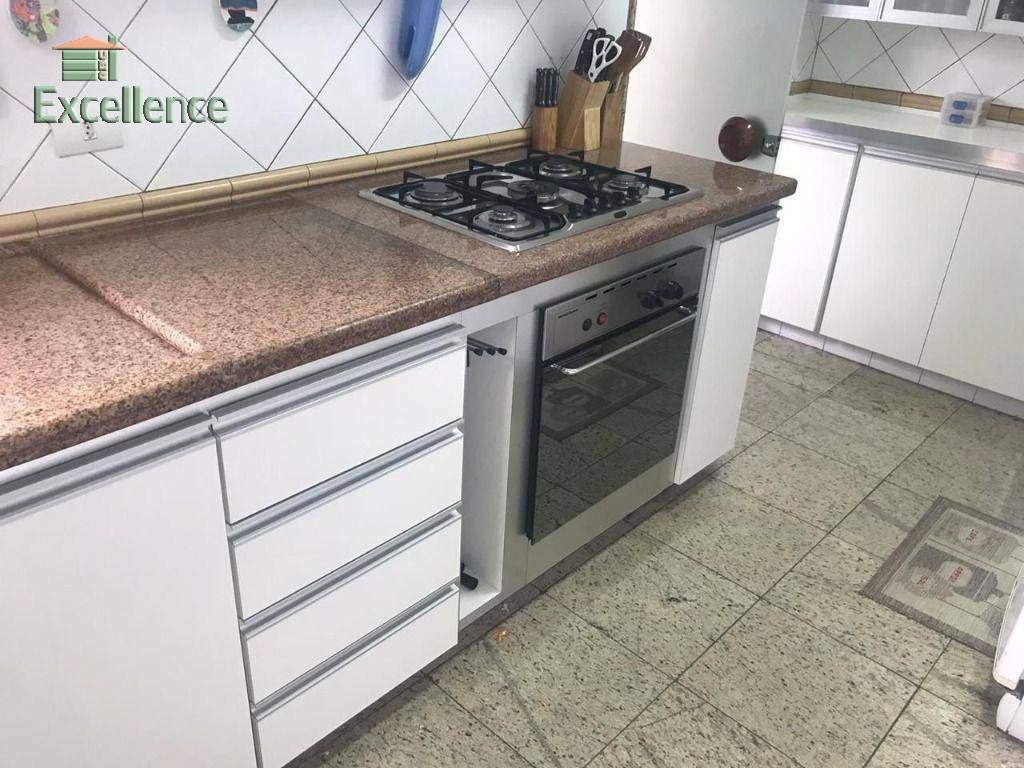 Apartamento à venda com 4 quartos, 230m² - Foto 15