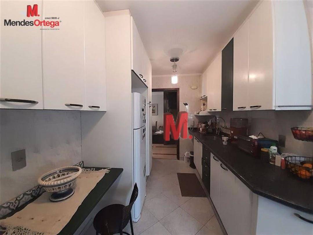 Apartamento à venda com 3 quartos, 286m² - Foto 31