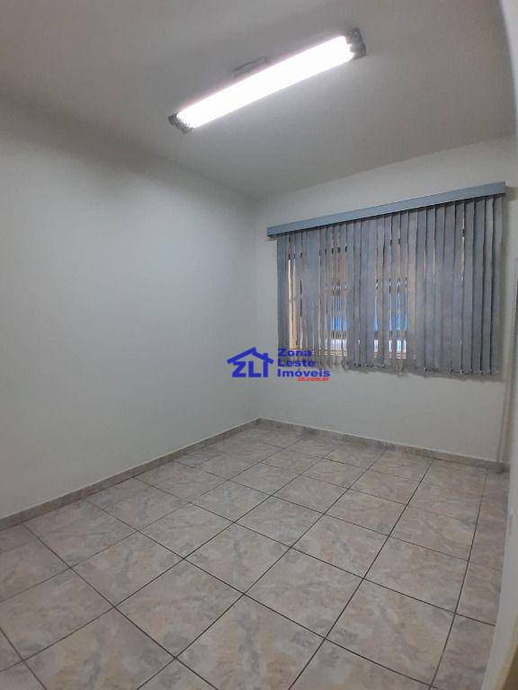 Casa para alugar com 2 quartos, 140m² - Foto 4