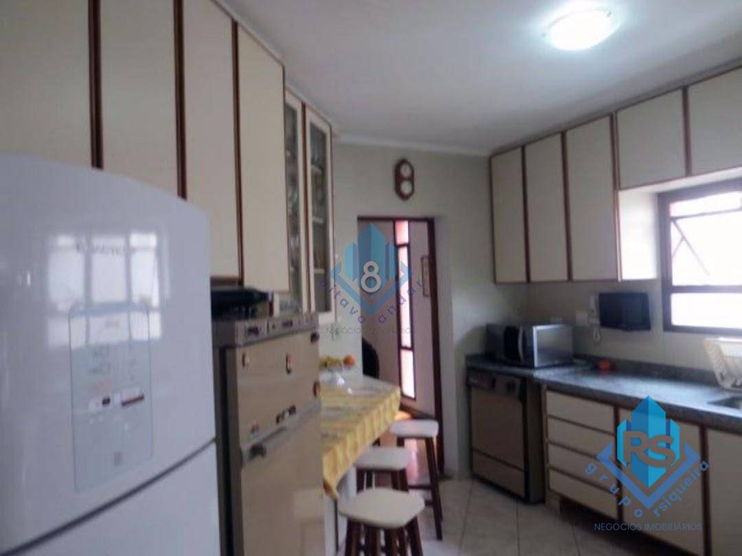 Apartamento à venda com 3 quartos, 155m² - Foto 21