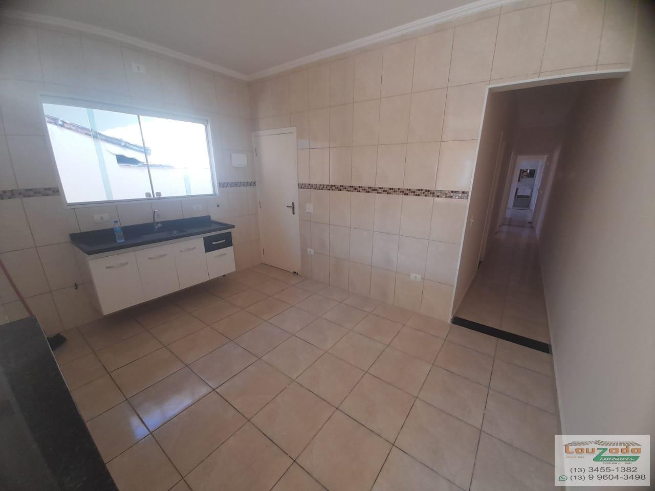 Casa à venda com 2 quartos, 180m² - Foto 4