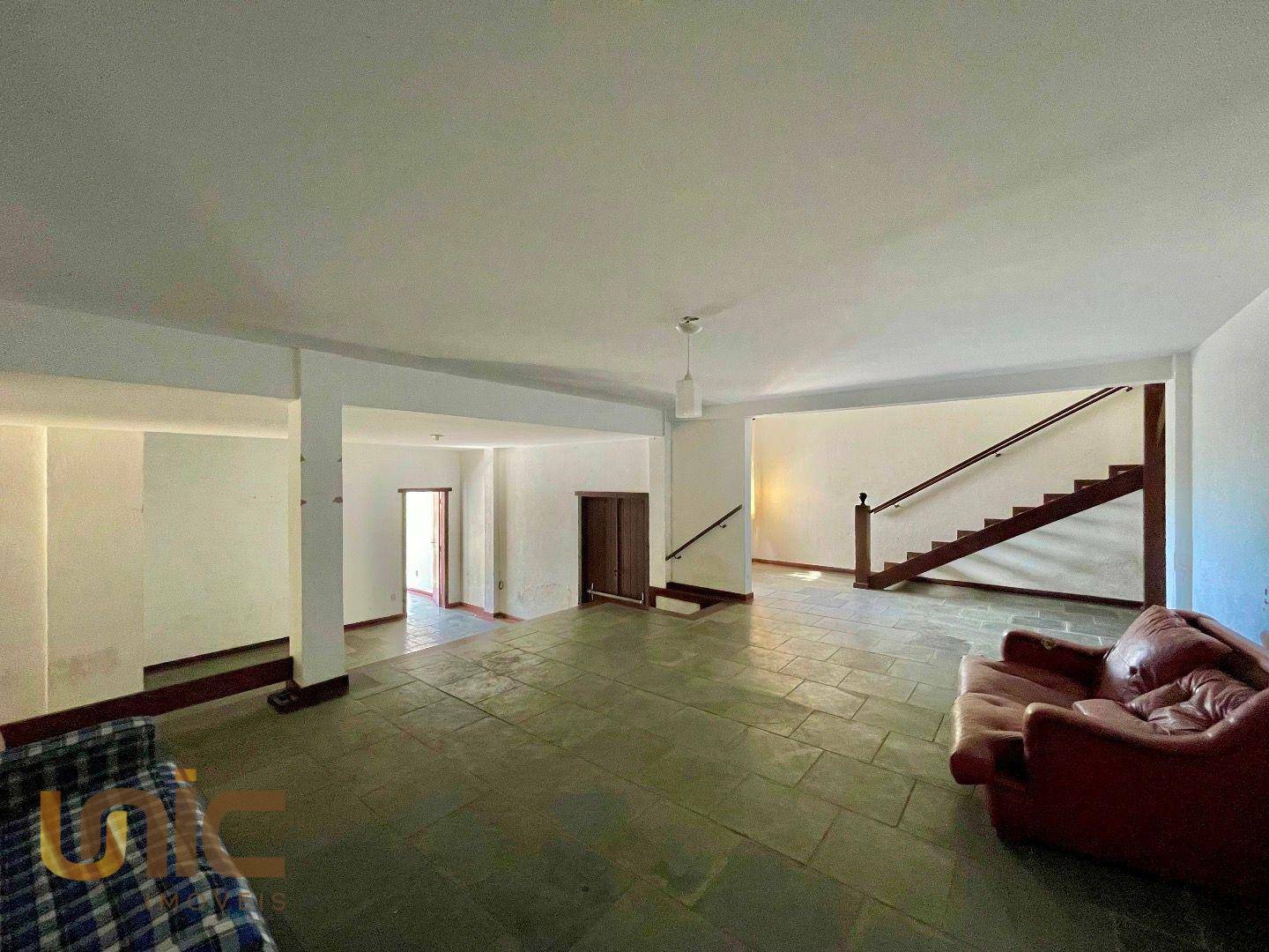 Casa à venda com 4 quartos, 229m² - Foto 19