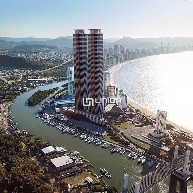 Apartamento à venda com 4 quartos, 265m² - Foto 3