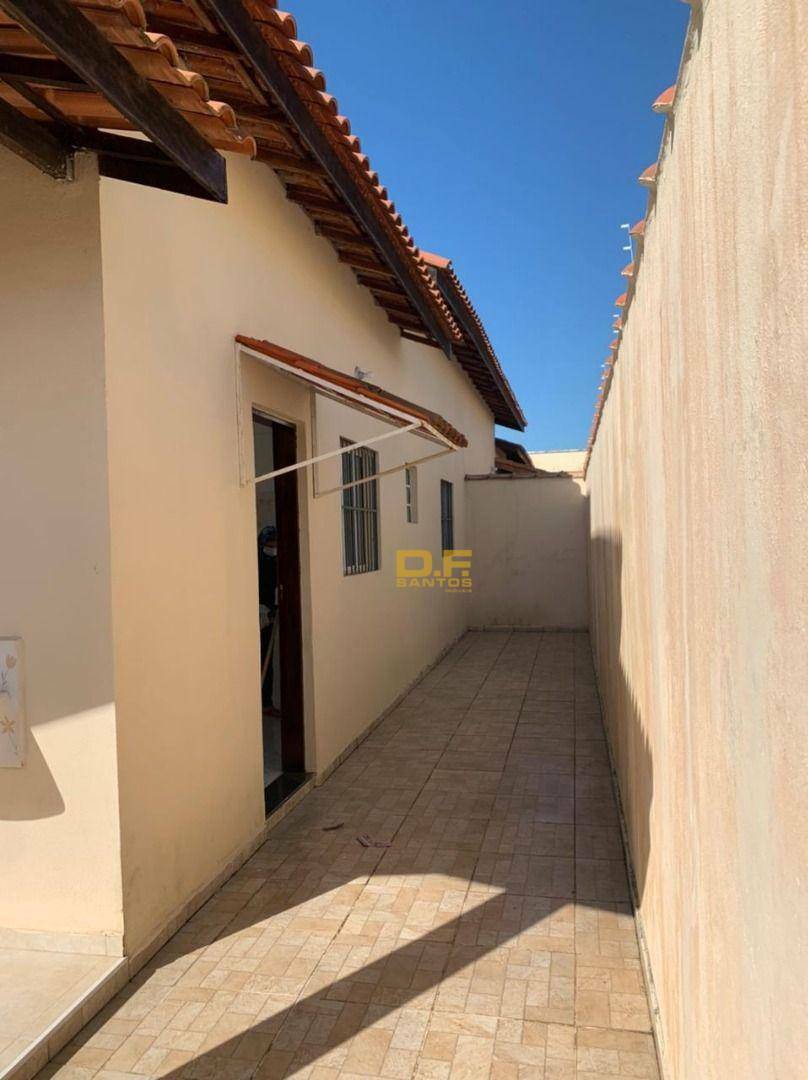 Casa à venda com 2 quartos, 1m² - Foto 11