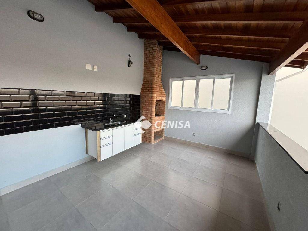 Casa à venda com 3 quartos, 138m² - Foto 13