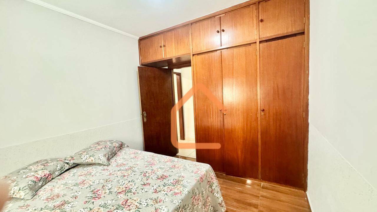 Casa à venda com 3 quartos, 148m² - Foto 8