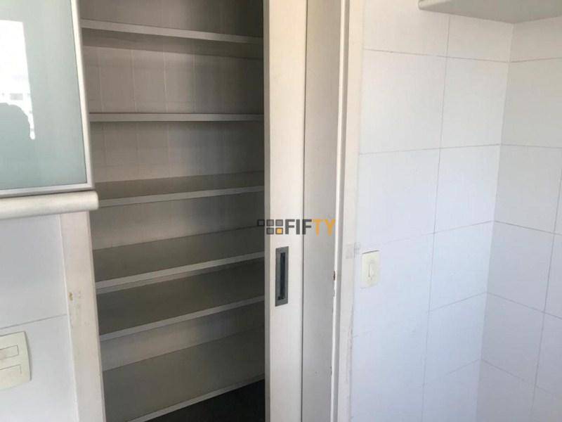 Apartamento à venda com 4 quartos, 226m² - Foto 20