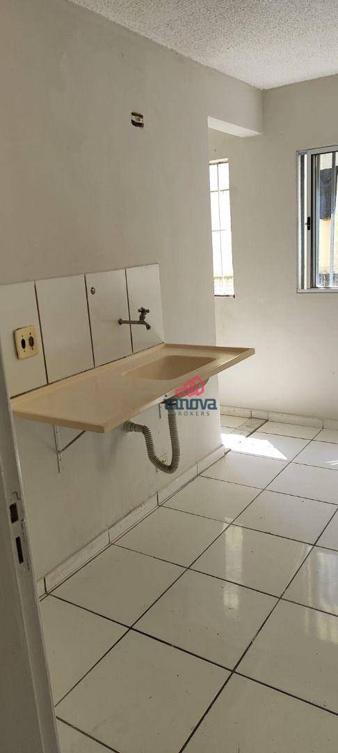 Apartamento à venda com 2 quartos, 45m² - Foto 3