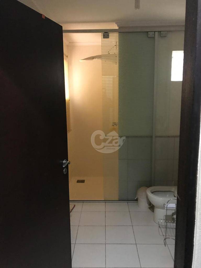 Casa à venda com 4 quartos, 217m² - Foto 12