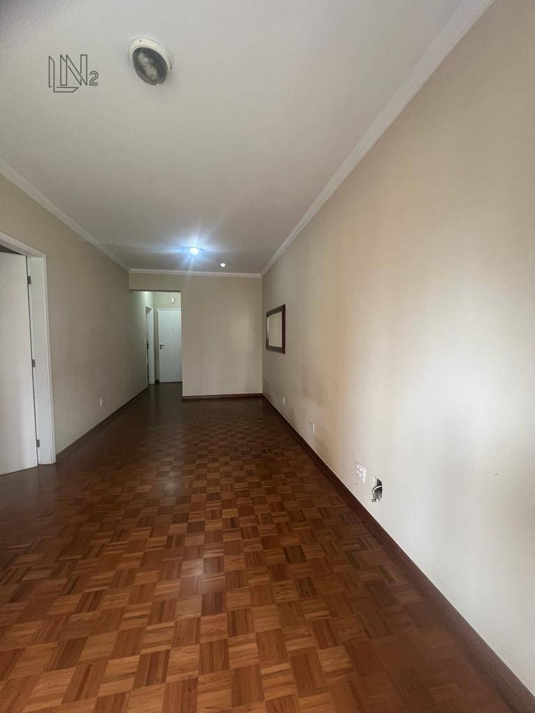 Apartamento para alugar com 2 quartos, 68m² - Foto 4