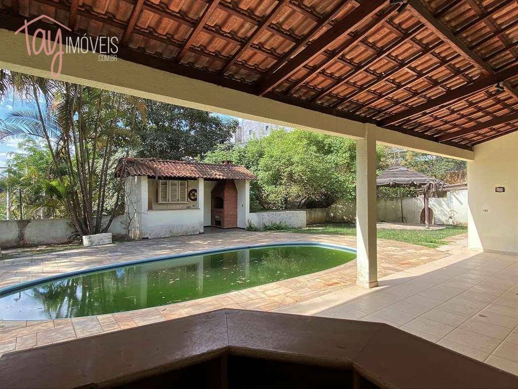 Casa à venda com 4 quartos, 460m² - Foto 27