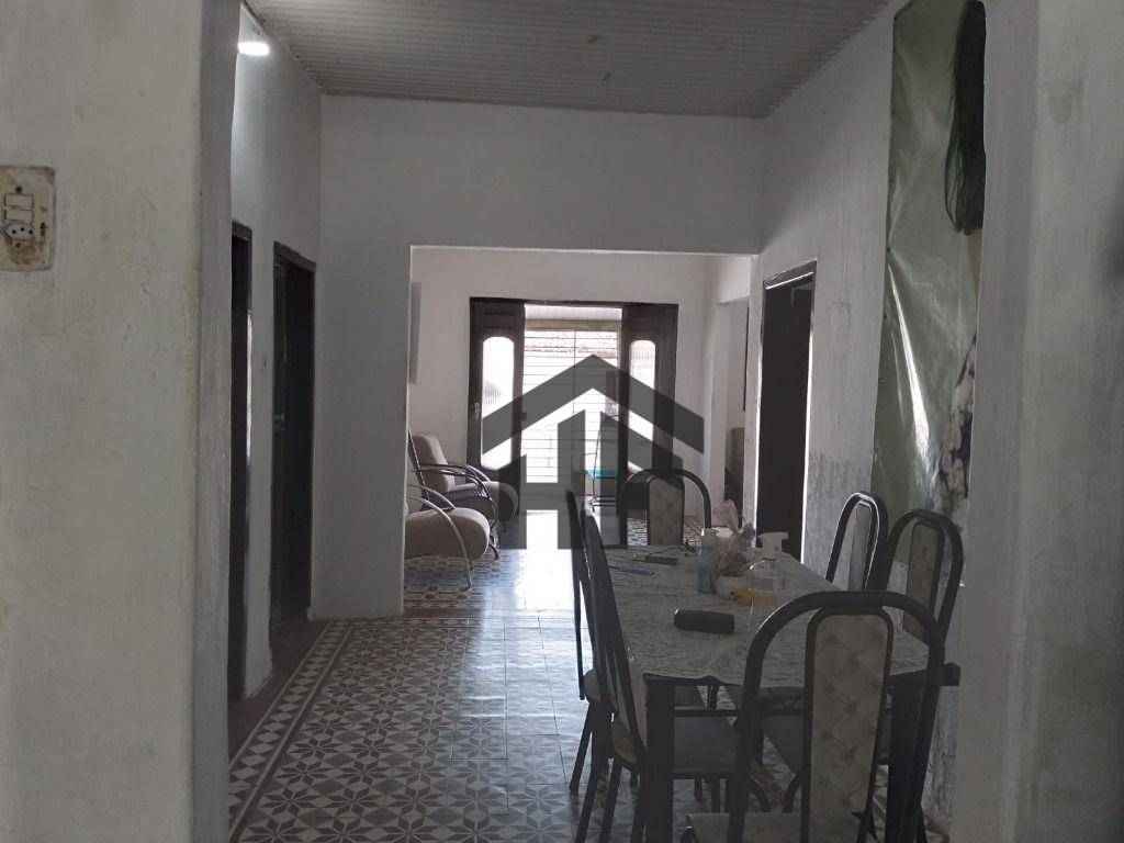 Casa à venda com 3 quartos, 128m² - Foto 19