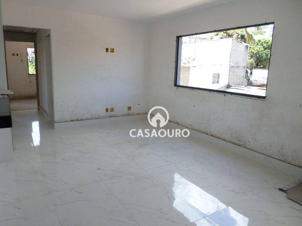 Apartamento à venda com 3 quartos, 70m² - Foto 1