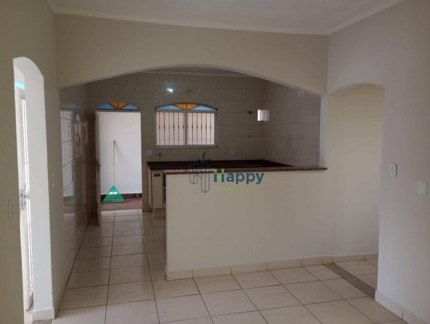 Casa para alugar com 4 quartos, 180m² - Foto 18