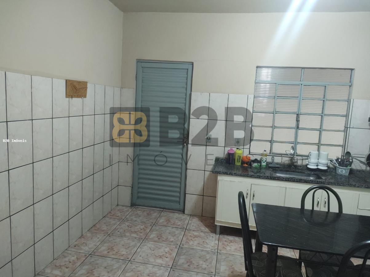 Casa à venda com 3 quartos, 109m² - Foto 6