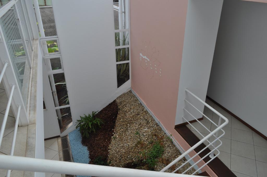 Casa à venda com 3 quartos, 196m² - Foto 40