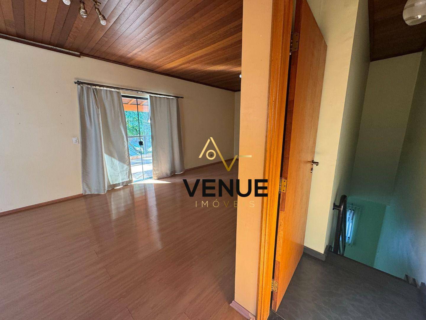Casa de Condomínio à venda e aluguel com 3 quartos, 300m² - Foto 15