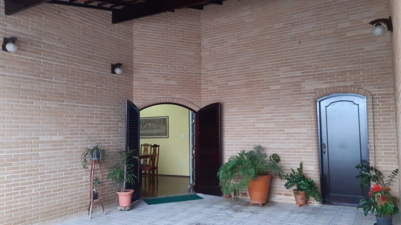 Casa à venda com 3 quartos, 100m² - Foto 12