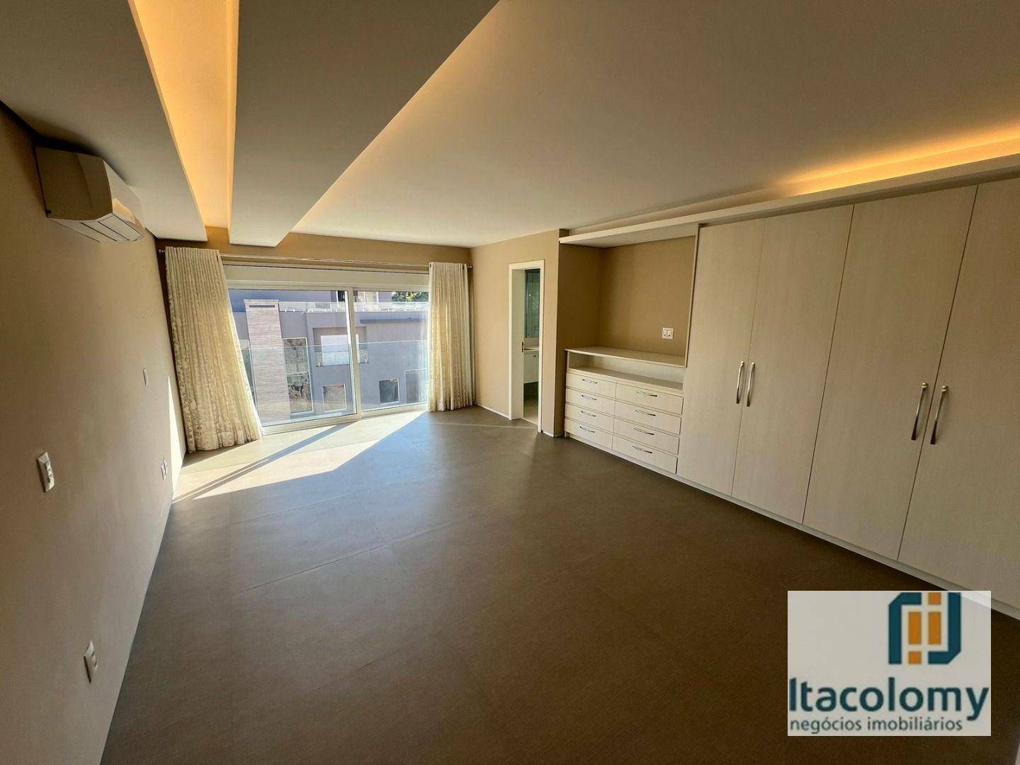 Casa de Condomínio à venda com 3 quartos, 601m² - Foto 32