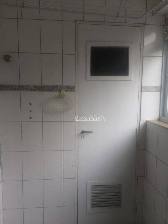 Apartamento à venda com 2 quartos, 60m² - Foto 17