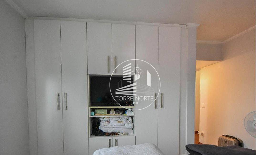 Apartamento à venda com 3 quartos, 143m² - Foto 22