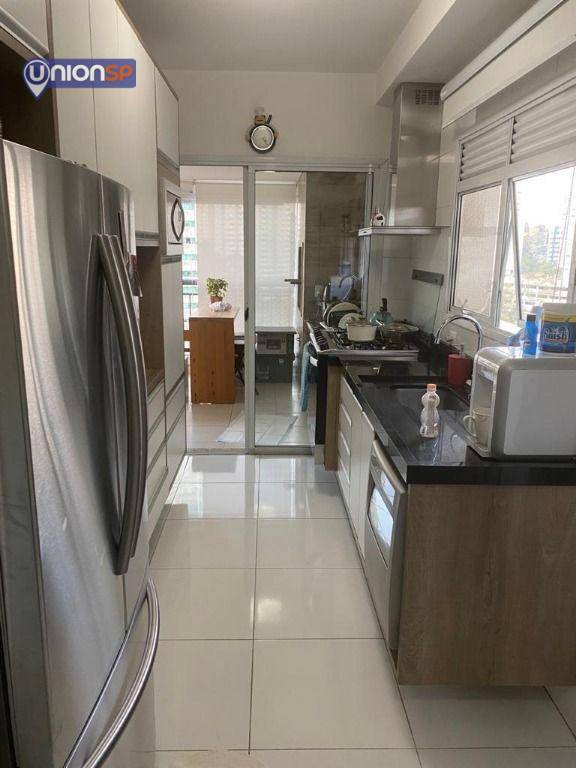 Apartamento à venda com 3 quartos, 133m² - Foto 9