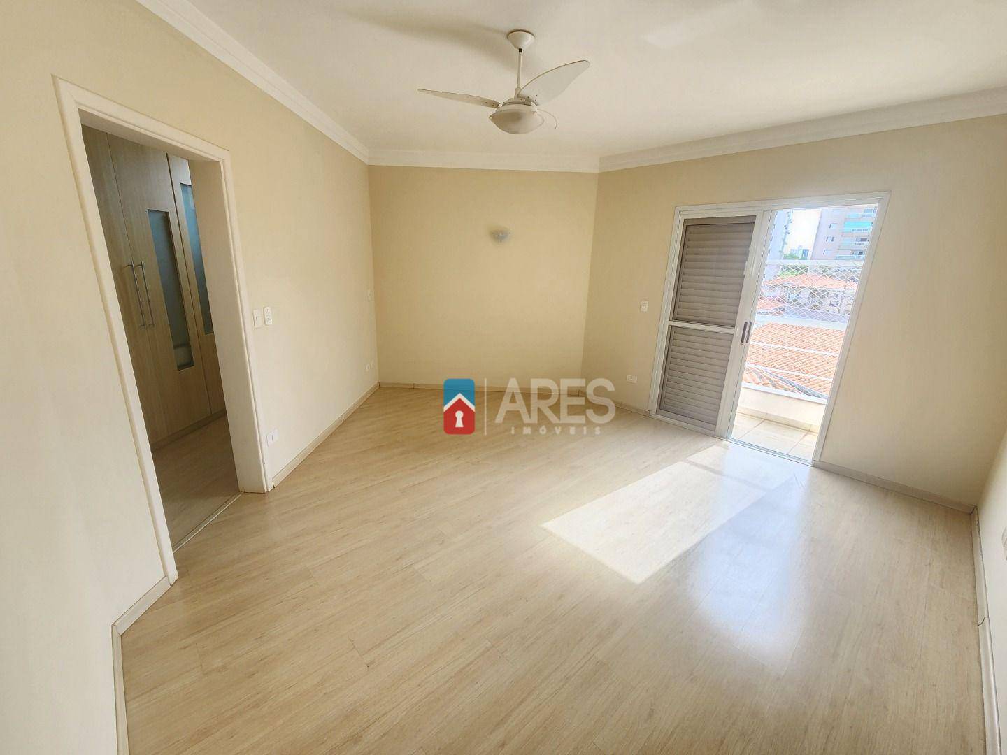 Casa à venda com 4 quartos, 287m² - Foto 21